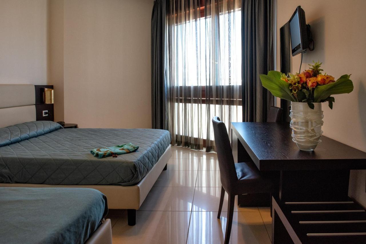 Hotel Le Tegnue Соттомарина Экстерьер фото