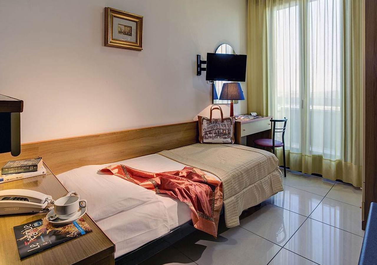 Hotel Le Tegnue Соттомарина Экстерьер фото